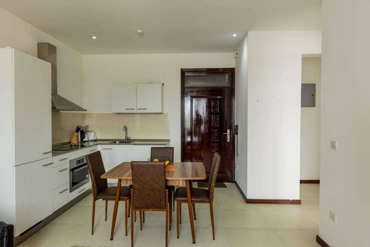 Accra Fine Suites - Henrietta'S Residences Bagian luar foto
