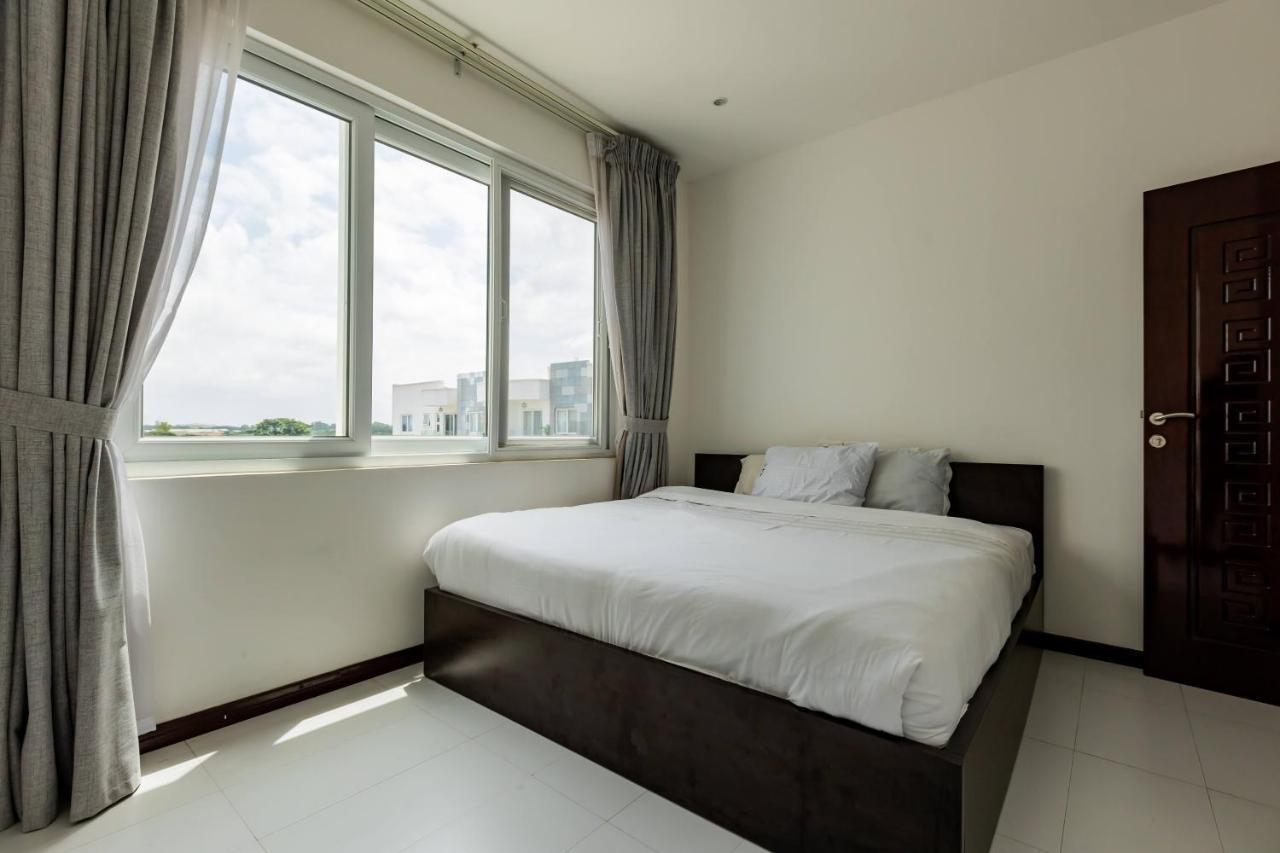 Accra Fine Suites - Henrietta'S Residences Bagian luar foto